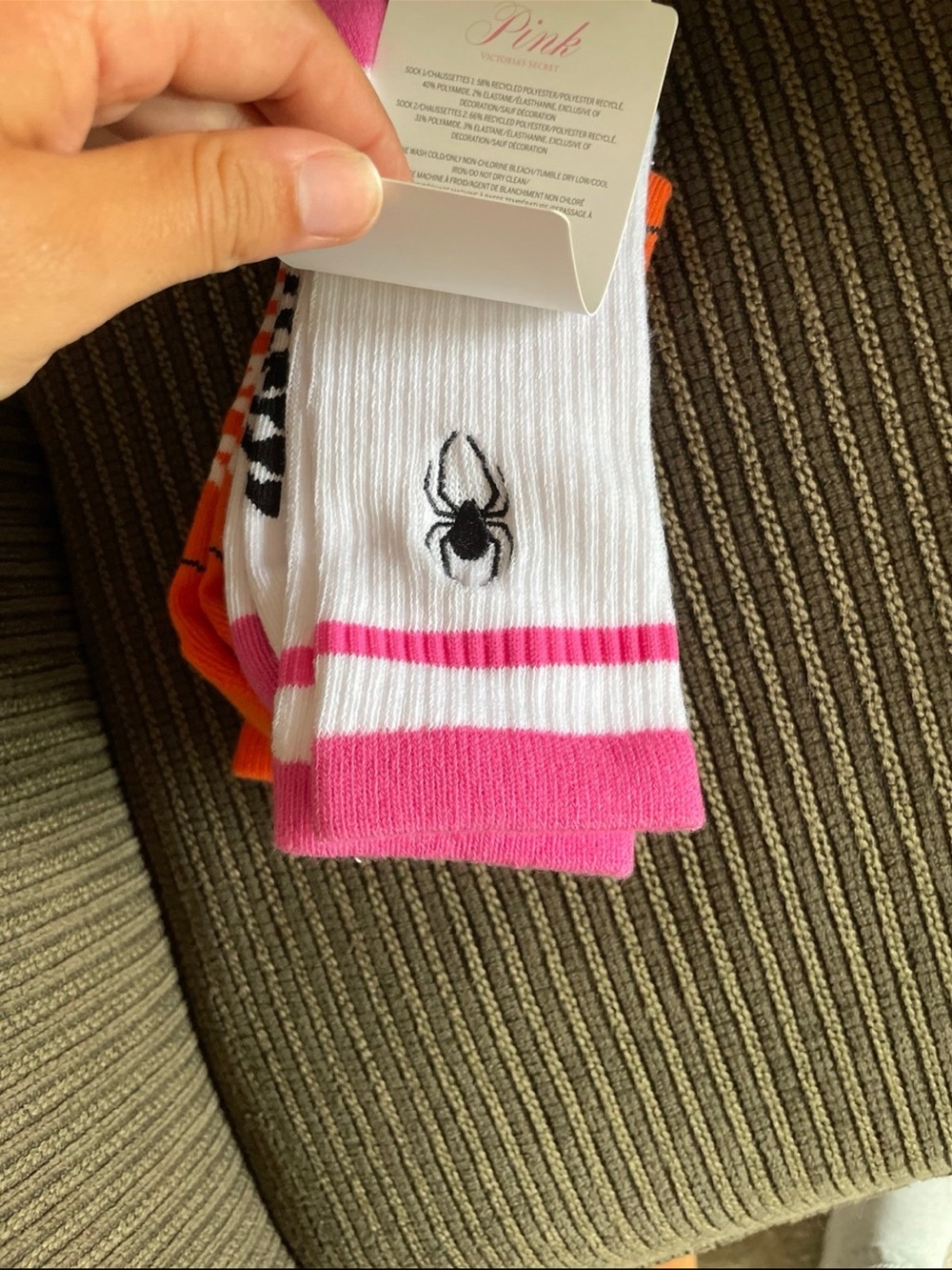PINK Victoria's Secret Halloween 2 pack socks NWT - Picture 2 of 3